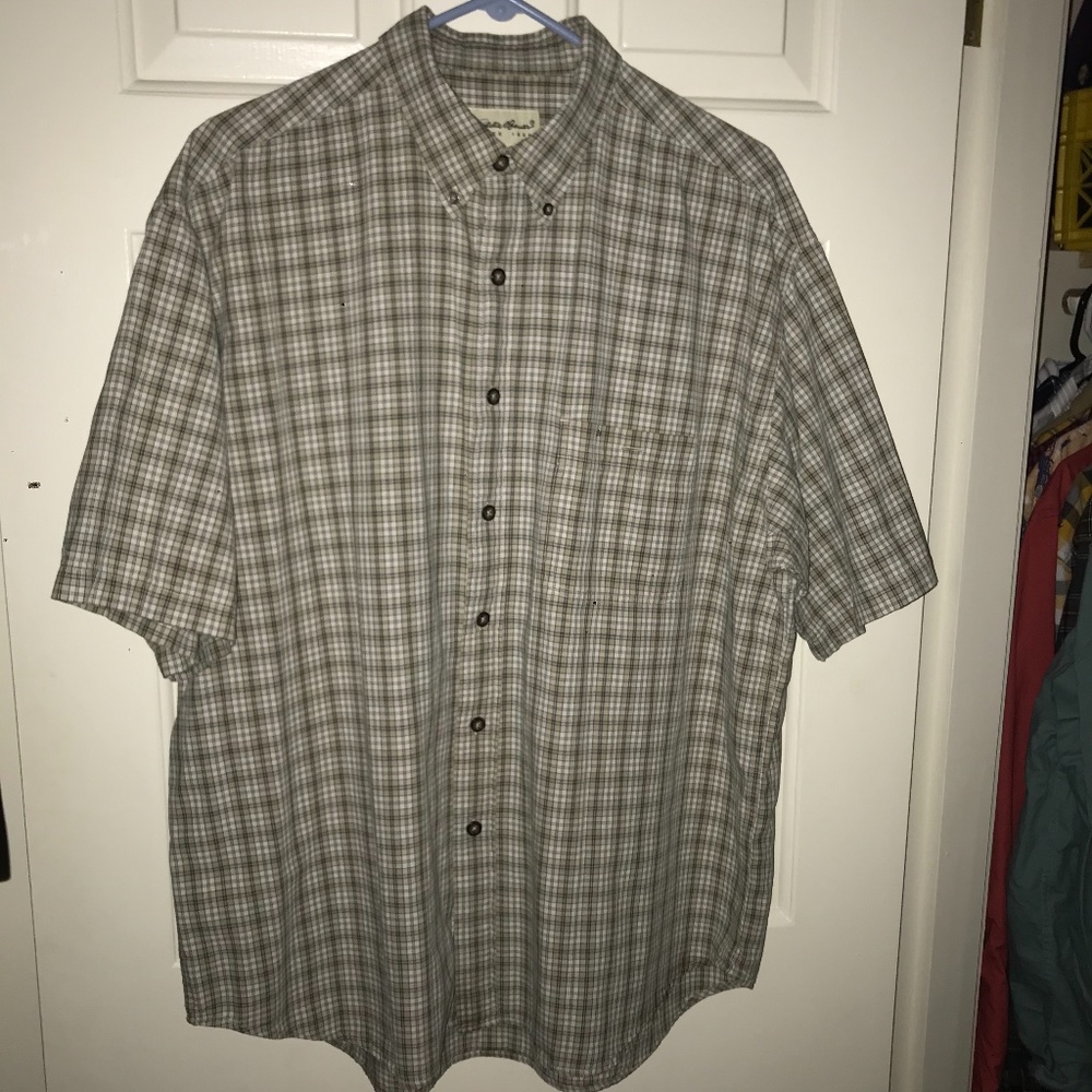 Eddie Bauer Short Sleeve Plaid Button Down Shirt
